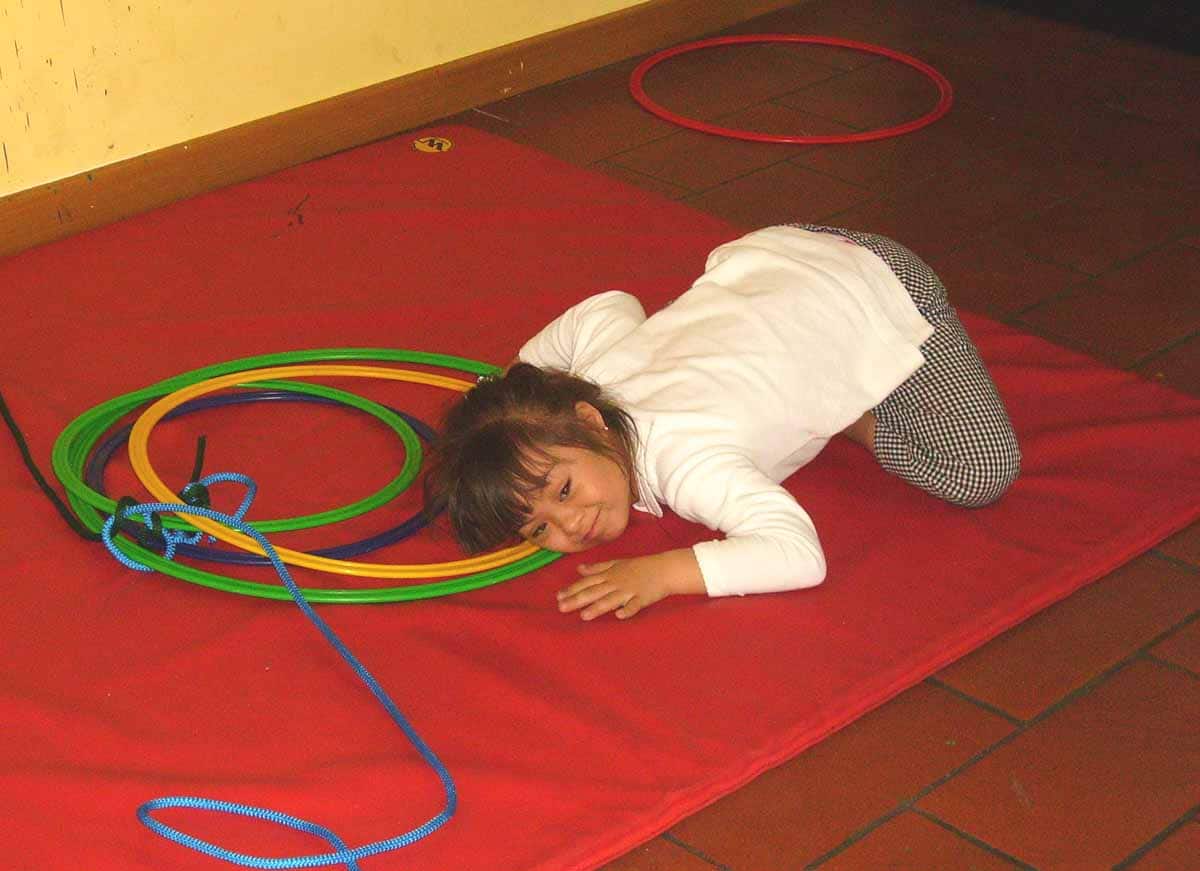 Foto di una attività di neuropsicomotricità Foto di una attività di neuropsicomotricità